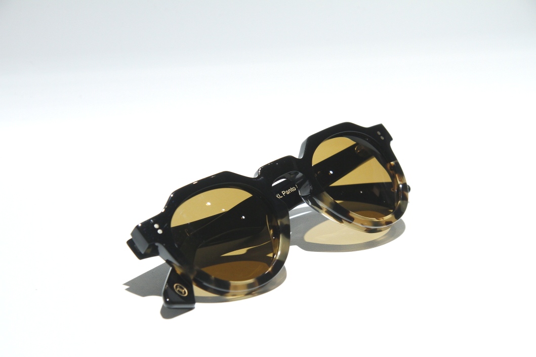 Lesca サングラス Lesca(レスカ) Crown PANTO 8mmサングラス ブラック｜【公式】カインド